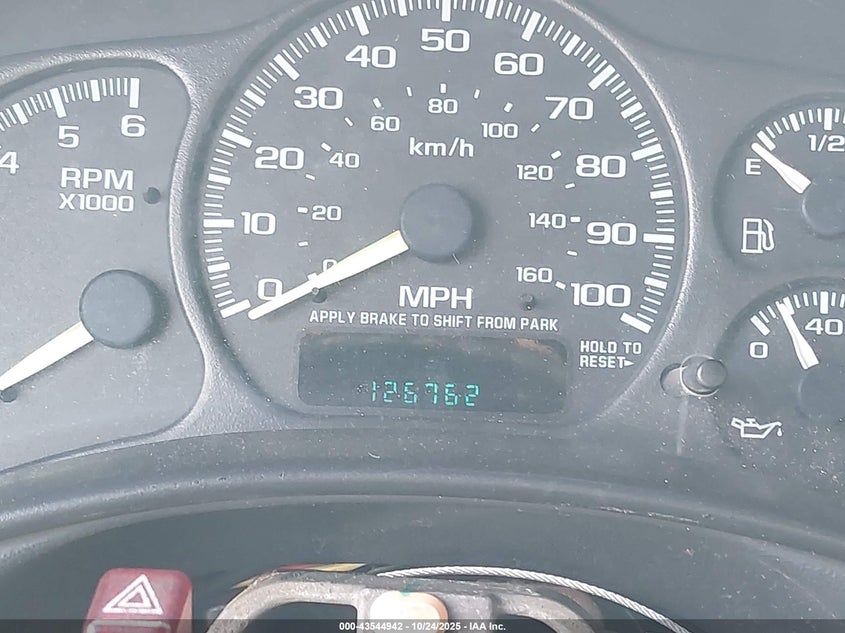 2000 GMC Sierra 1500 Sl VIN: 1GTEC14W6YZ345056 Lot: 43544942