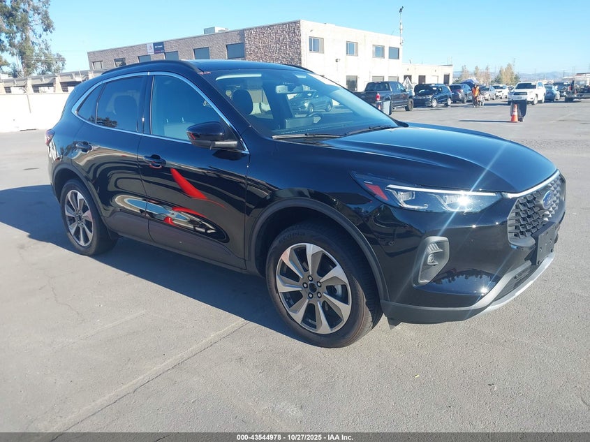 FORD ESCAPE PLATINUM