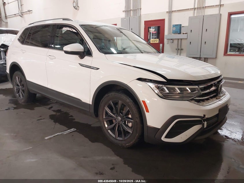 VOLKSWAGEN TIGUAN 2.0T SE