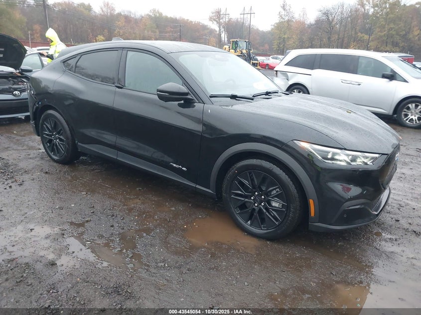 FORD MUSTANG MACH-E SELECT