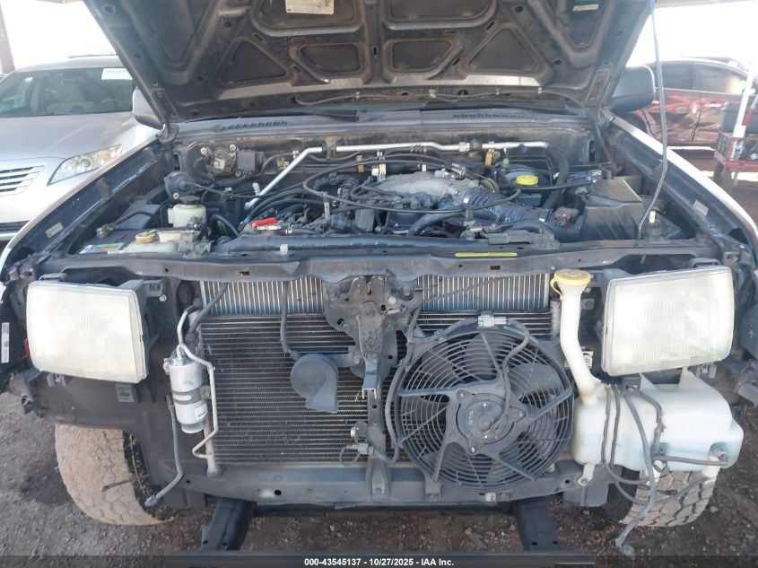 2000 Nissan Xterra Se/Xe VIN: 5N1ED28Y1YC595656 Lot: 43545137