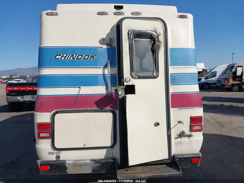 1987 Ford Econoline E350 Cutaway Van VIN: 1FDKE30L2HHB95176 Lot: 43545208