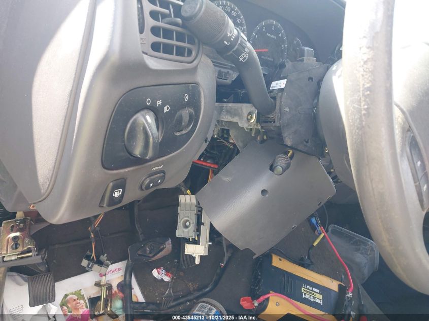 2000 Ford Expedition Xlt VIN: 1FMRU1564YLC11707 Lot: 43545213