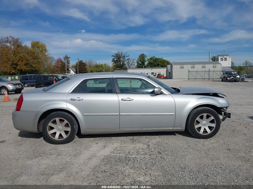 2005 Chrysler 300 Touring VIN: 2C3JA53G95H107532 Lot: 43545302