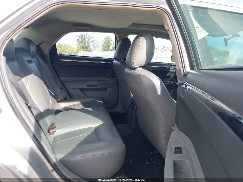 2005 Chrysler 300 Touring VIN: 2C3JA53G95H107532 Lot: 43545302