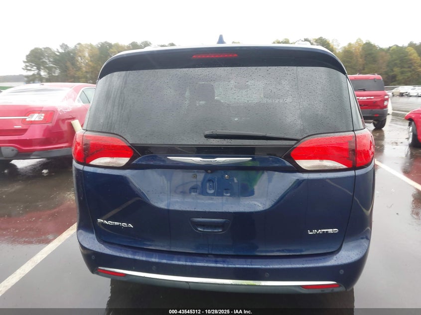 2017 Chrysler Pacifica Limited VIN: 2C4RC1GG7HR513481 Lot: 43545312