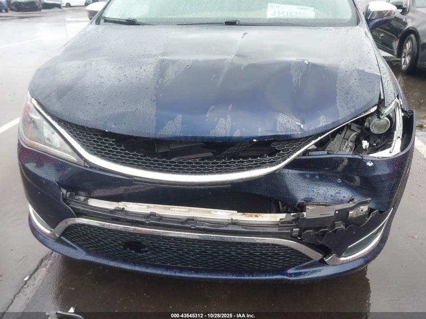 2017 Chrysler Pacifica Limited VIN: 2C4RC1GG7HR513481 Lot: 43545312