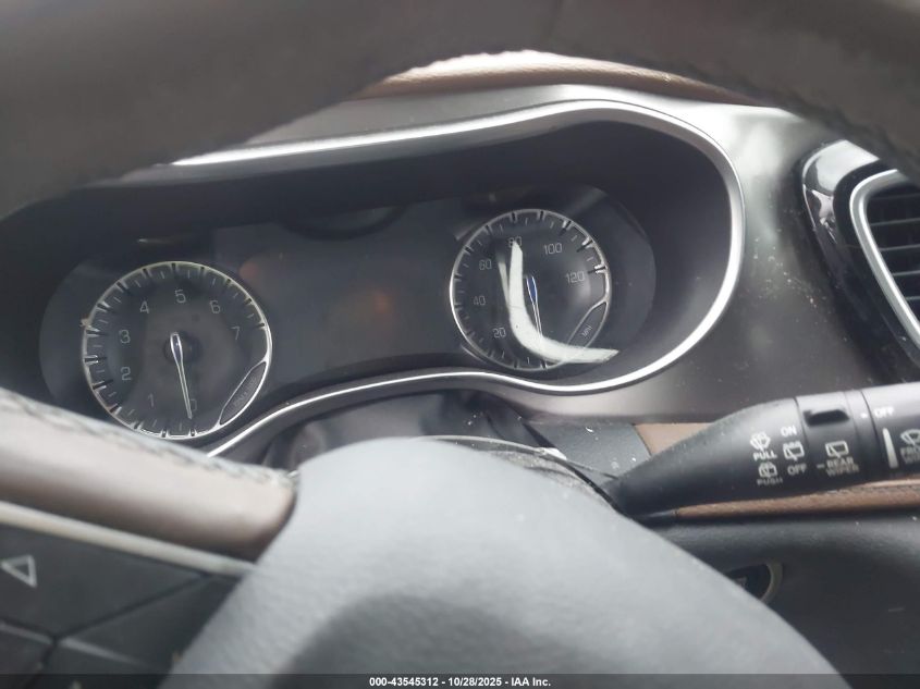 2017 Chrysler Pacifica Limited VIN: 2C4RC1GG7HR513481 Lot: 43545312