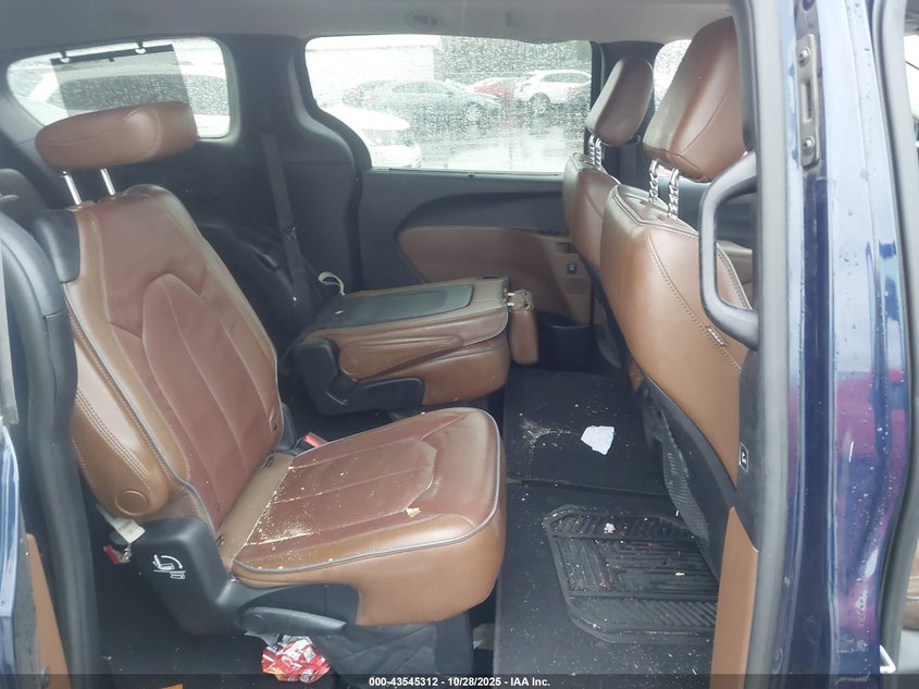 2017 Chrysler Pacifica Limited VIN: 2C4RC1GG7HR513481 Lot: 43545312