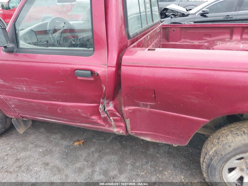 1996 Ford Ranger VIN: 1FTCR10A5TUA28813 Lot: 43545325