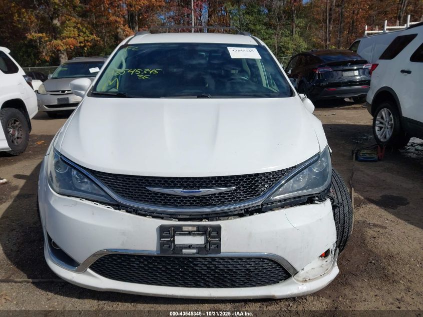 2018 Chrysler Pacifica Touring L VIN: 2C4RC1BG0JR119771 Lot: 43545345