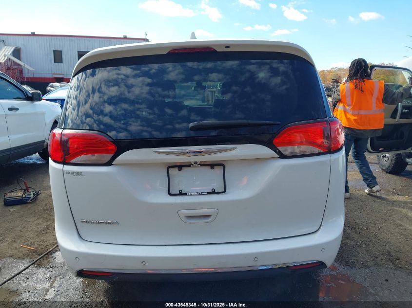 2018 Chrysler Pacifica Touring L VIN: 2C4RC1BG0JR119771 Lot: 43545345