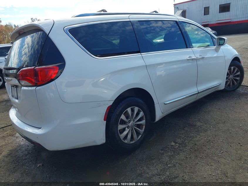 2018 Chrysler Pacifica Touring L