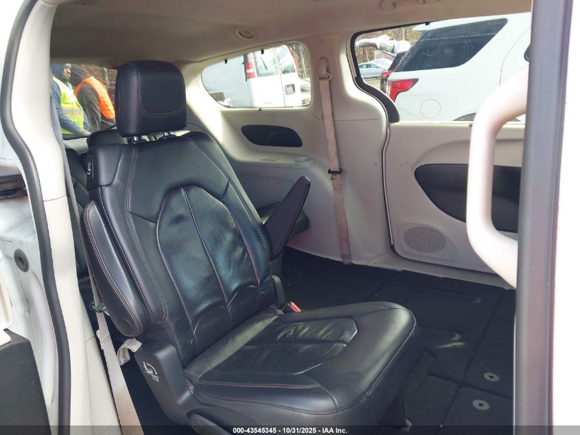 2018 Chrysler Pacifica Touring L VIN: 2C4RC1BG0JR119771 Lot: 43545345