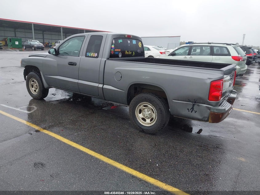 2005 Dodge Dakota St