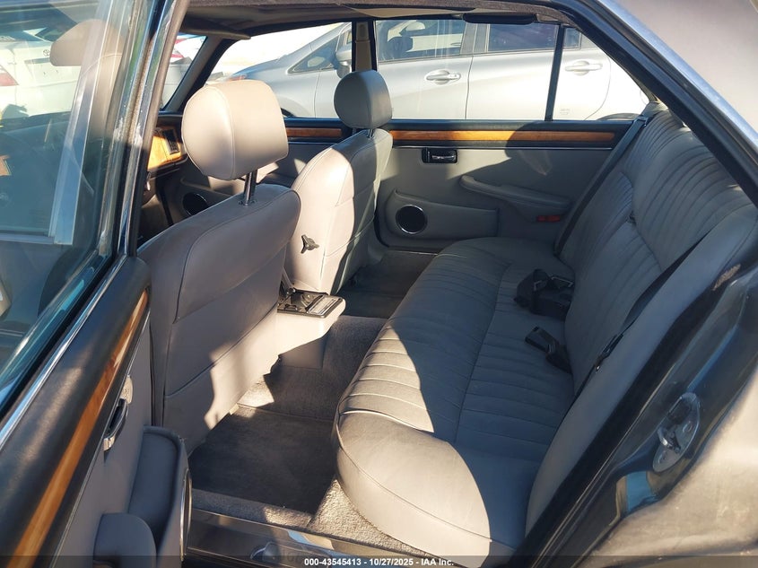 1987 JAGUAR XJ6 auction photo 8