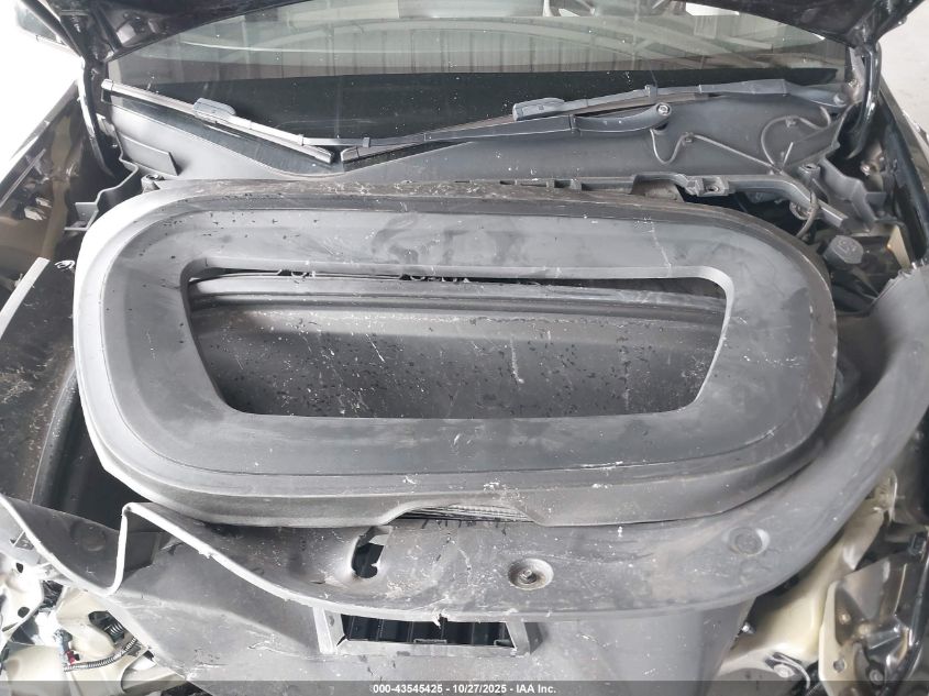 2022 Tesla Model Y Long Range Dual Motor All-Wheel Drive VIN: 7SAYGDEE1NF328579 Lot: 43545425