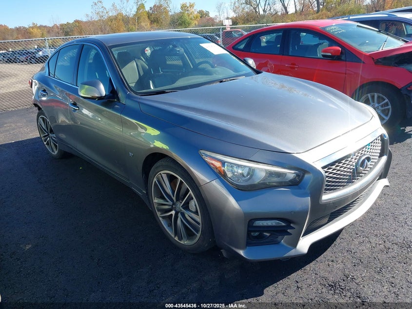 INFINITI Q50 SPORT