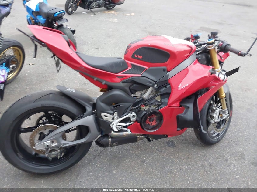 2025 Ducati Panigale V4/V4S VIN: ZDMDAG6W2SB001116 Lot: 43545686