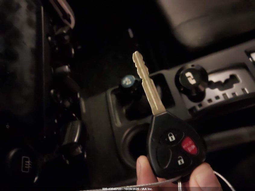 2007 Toyota Fj Cruiser VIN: JTEBU11F870040144 Lot: 43545723