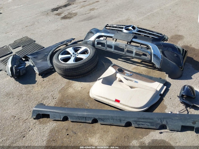 2018 MERCEDES-BENZ GLC 300 WDC0G4JB0JV050334