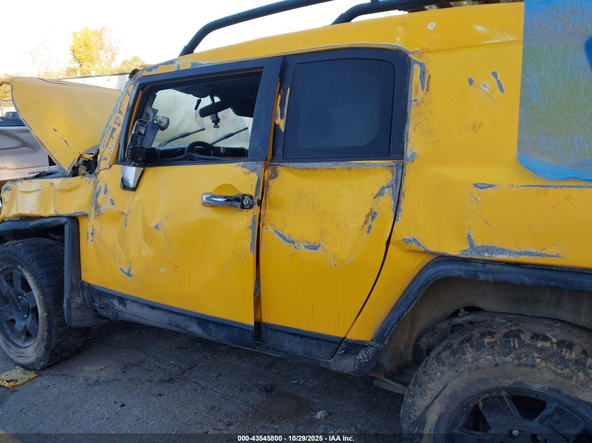 2007 Toyota Fj Cruiser VIN: JTEBU11F670074017 Lot: 43545800