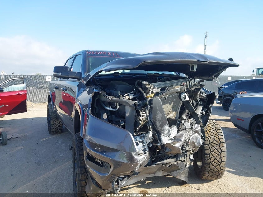 RAM 1500 LIMITED 4X2 5 7 BOX