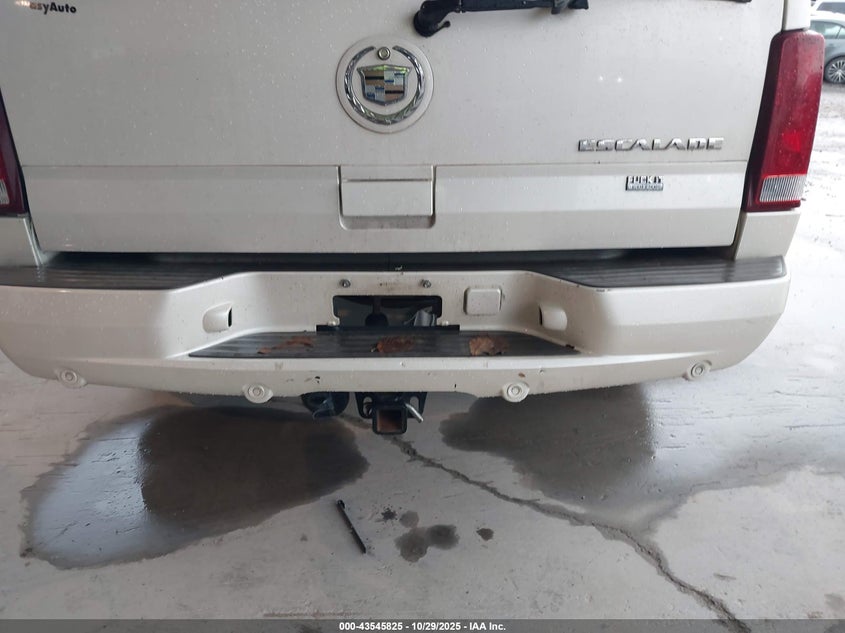 2005 Cadillac Escalade Standard VIN: 1GYEK63NX5R257755 Lot: 43545825