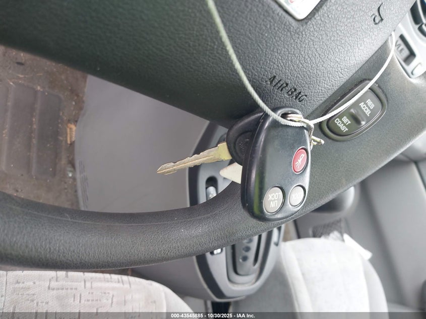 2003 Saturn Vue V6 VIN: 5GZCZ53B13S873941 Lot: 43545885