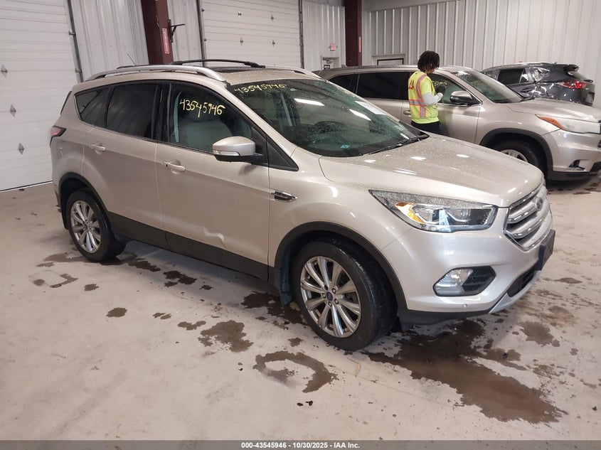 FORD ESCAPE TITANIUM
