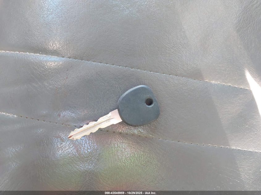 2011 GMC Savana Cutaway Work Van VIN: 1GDY72CA8B1902564 Lot: 43545959