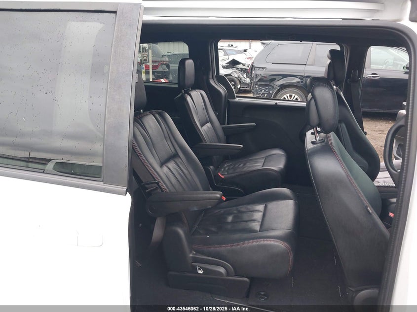 2018 Dodge Grand Caravan Gt VIN: 2C4RDGEG9JR338739 Lot: 43546062