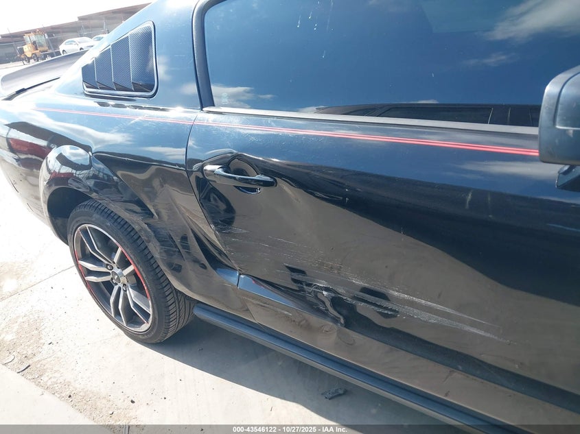 2008 Ford Mustang V6 Deluxe/V6 Premium VIN: 1ZVHT80N885114960 Lot: 43546122