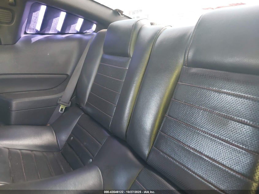 2008 Ford Mustang V6 Deluxe/V6 Premium VIN: 1ZVHT80N885114960 Lot: 43546122