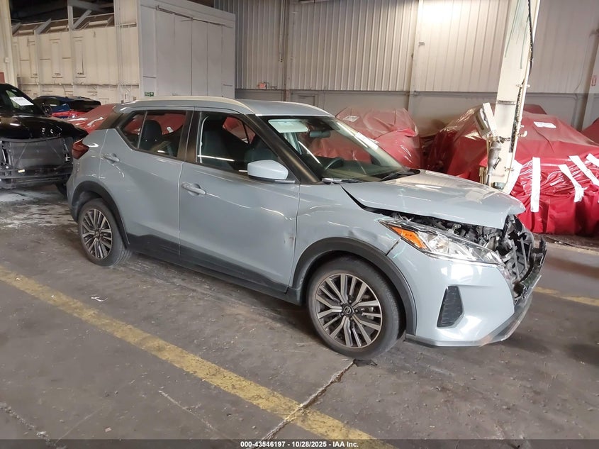 NISSAN KICKS SV XTRONIC CVT