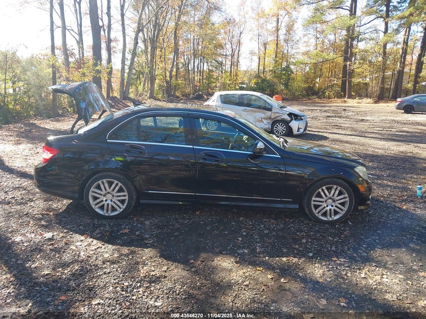 2008 Mercedes-Benz C 300 Luxury 4Matic/Sport 4Matic VIN: WDDGF81X68F125266 Lot: 43546270