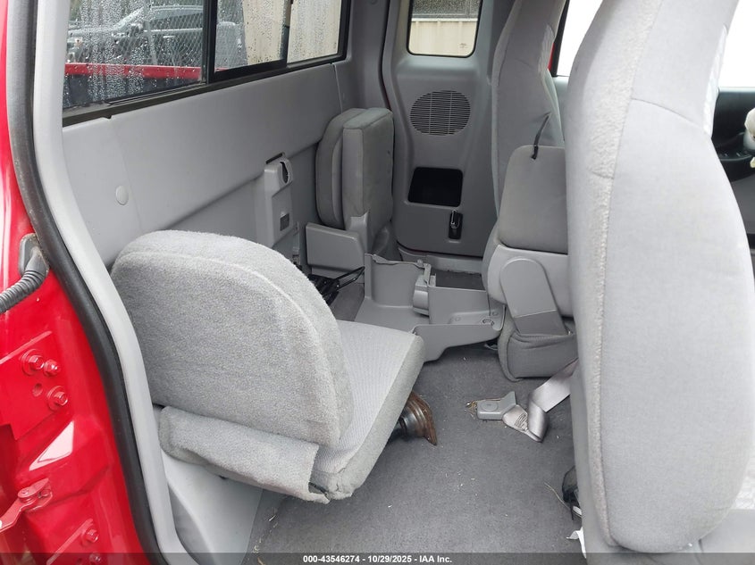 4F4YR16E11TM23128 2001 MAZDA B-SERIES photo no. 8