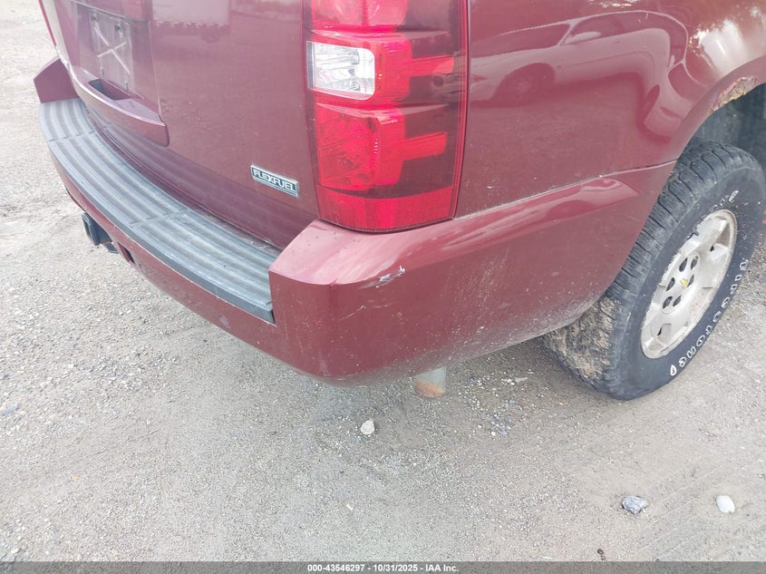 2008 Chevrolet Suburban 1500 Lt VIN: 1GNFK16308J208209 Lot: 43546297