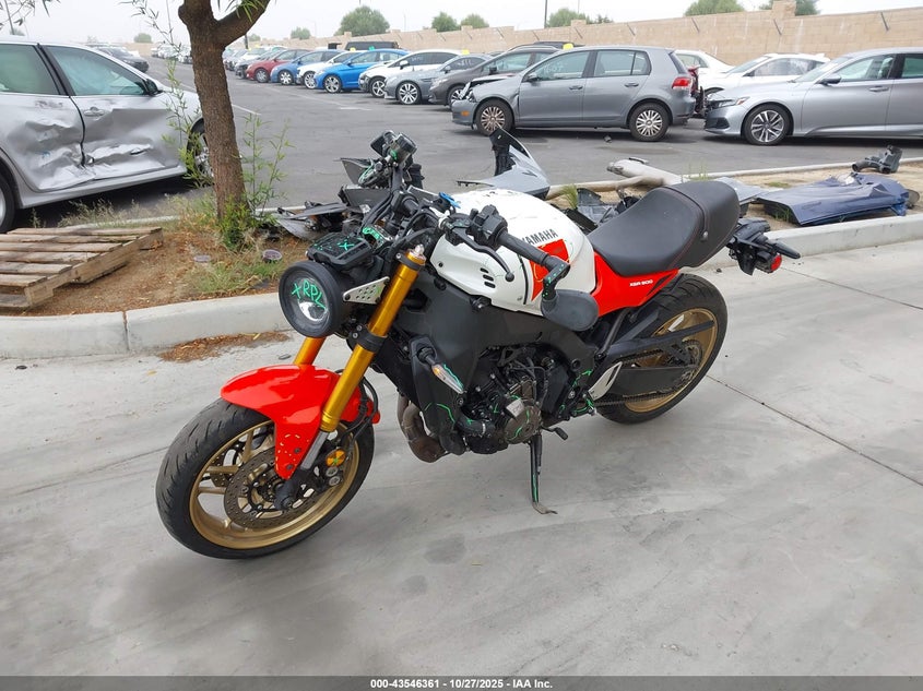 JYARN80Y4RA000695 2024 YAMAHA XSR photo no. 2