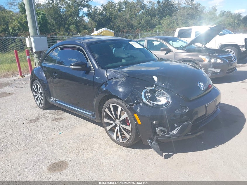 VOLKSWAGEN BEETLE 2.0T R-LINE
