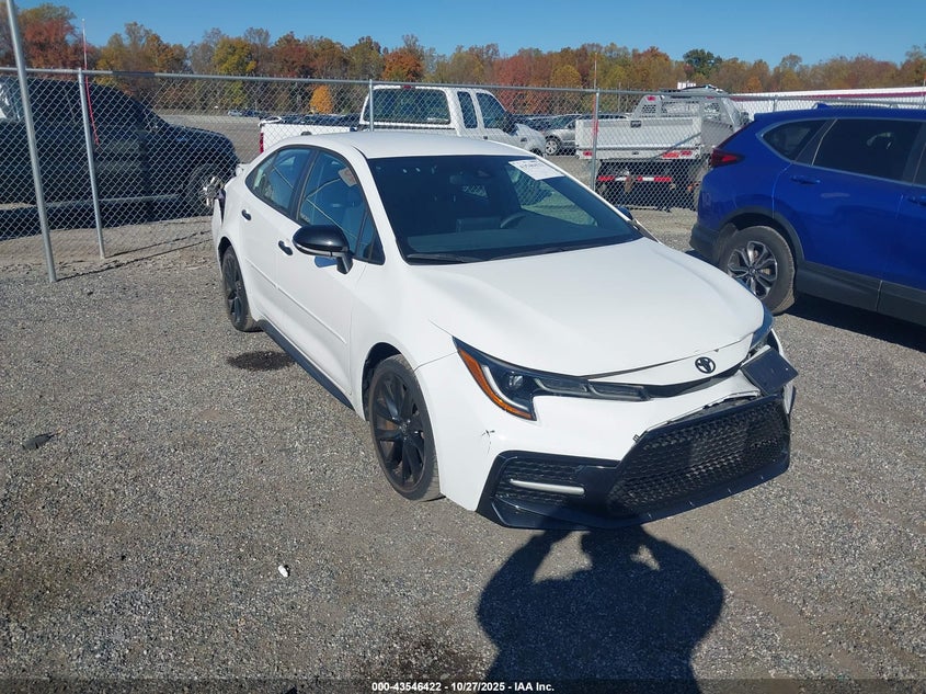 TOYOTA COROLLA SE NIGHTSHADE EDITION