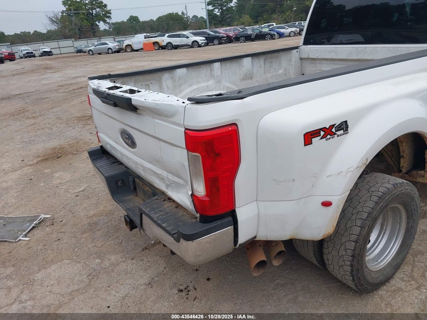 2017 Ford F-350 Xl VIN: 1FT8W3DT3HEF24555 Lot: 43546426