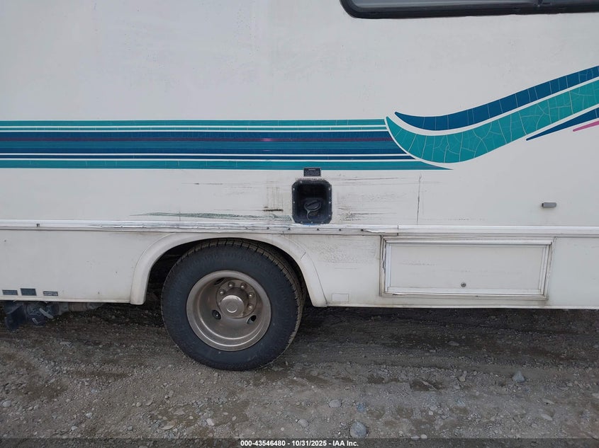 1995 Ford Econoline E350 Cutaway Van VIN: 1FDKE30G3SHB21226 Lot: 43546480