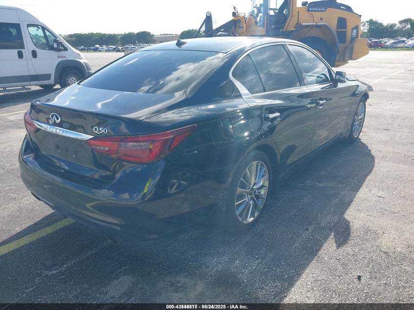 JN1EV7AP7JM351321 2018 INFINITI Q50 photo no. 4
