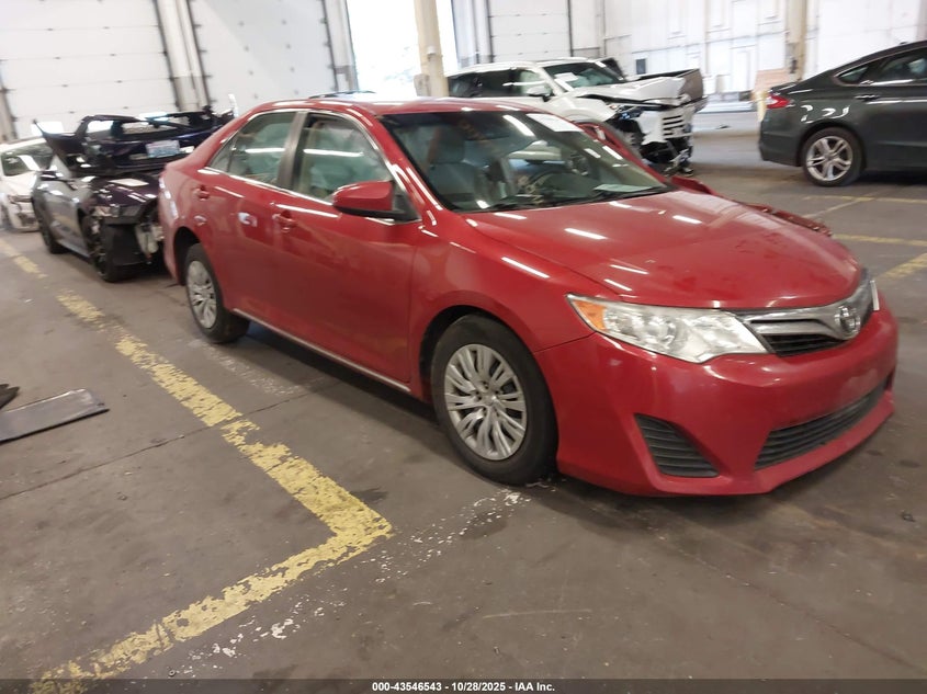 TOYOTA CAMRY LE