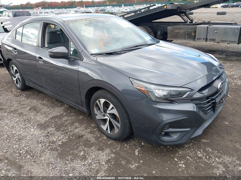 SUBARU LEGACY PREMIUM