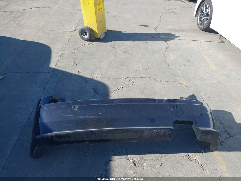 JTLKT334750178726 2005 SCION XB photo no. 12