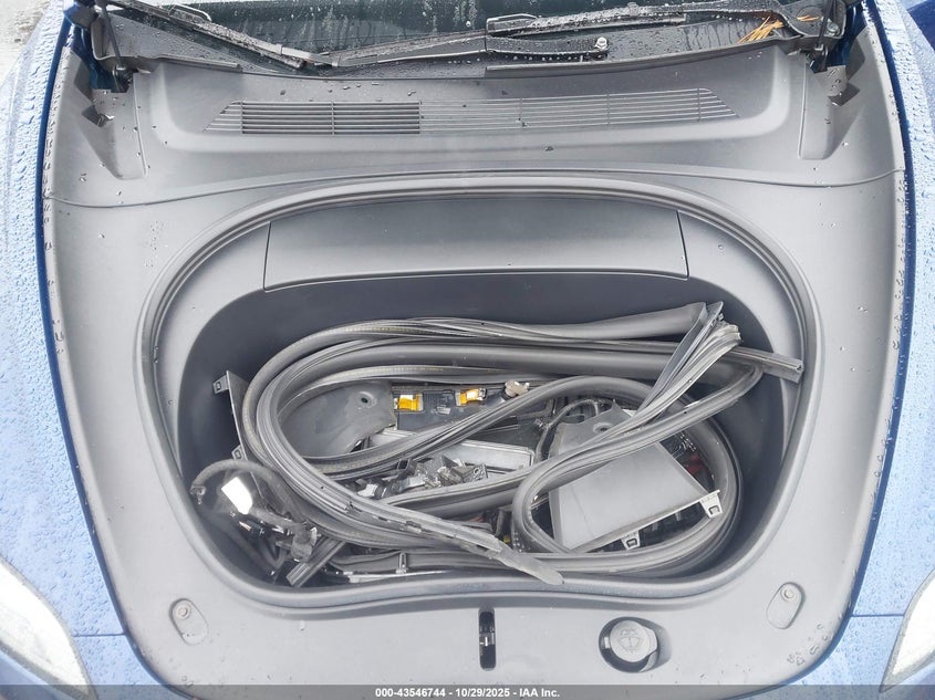 2024 Tesla Model 3 Long Range Dual Motor All-Wheel Drive VIN: 5YJ3E1EB8RF815107 Lot: 43546744