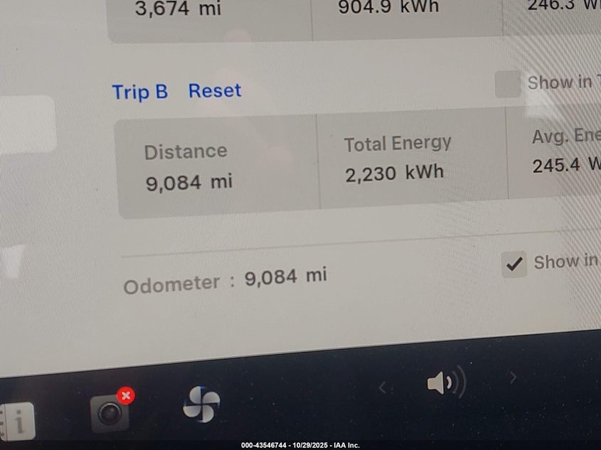 2024 Tesla Model 3 Long Range Dual Motor All-Wheel Drive VIN: 5YJ3E1EB8RF815107 Lot: 43546744