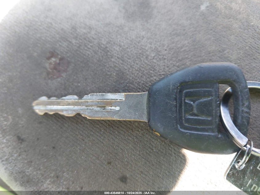 1HGCG5679YA068637 2000 HONDA ACCORD photo no. 11